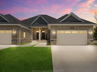 71 Belleview Dr, Kingsville, ON