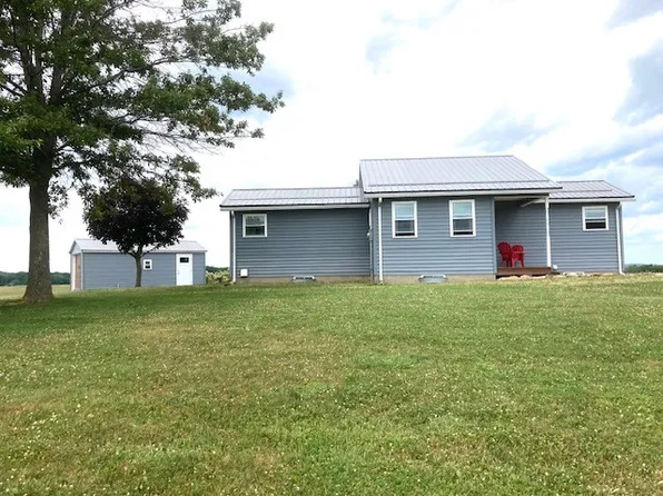 1536 Rhodes Ln, Brookville, PA 15825