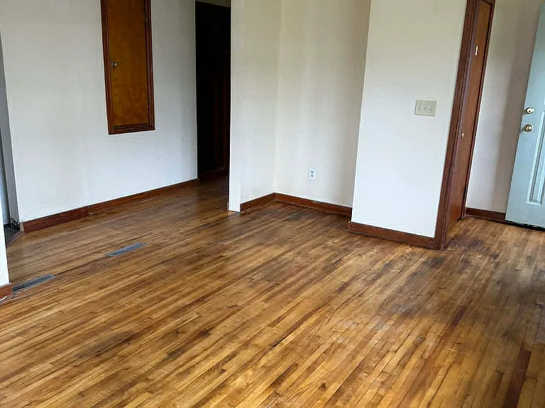124 Lester St #124 — Photo 6