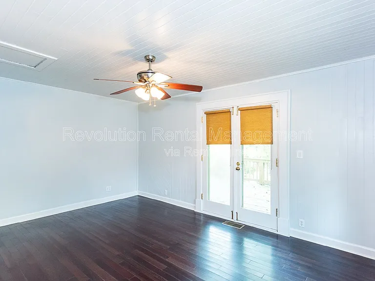 535 Atlanta Ave SE — Photo 22