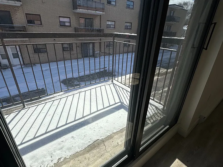 555 Oxford St #201 — Photo 4