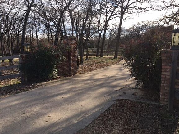 2nd image of 3595 Burney Ln
