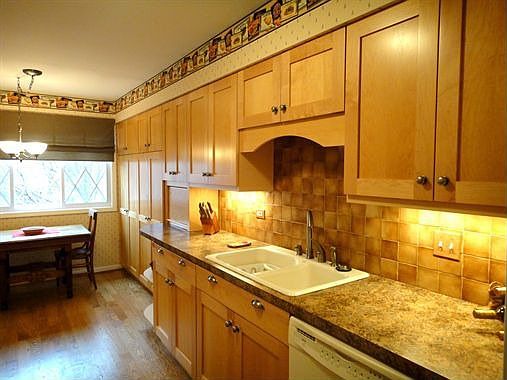 2nd image of 1262 Briarwood Ln