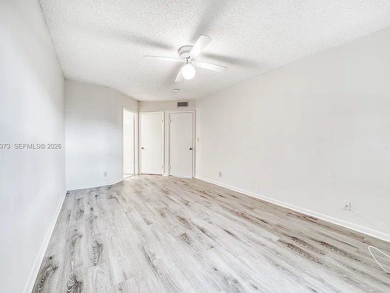 8290 Lake Dr #236 — Photo 15