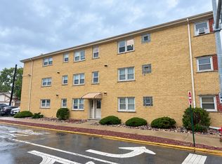 1543 Harlem Ave APT 3W, Forest Park, IL 60130