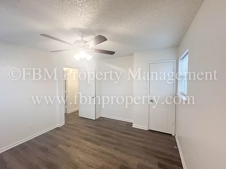 604 Walter Stephenson Rd #A — Photo 13
