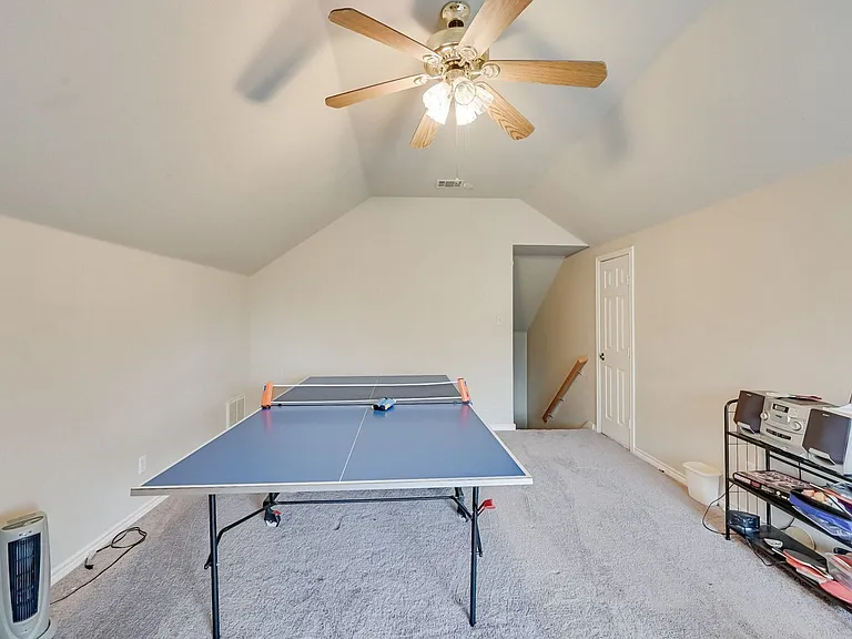 1705 Fairfax Dr #ID1301578P — Photo 40