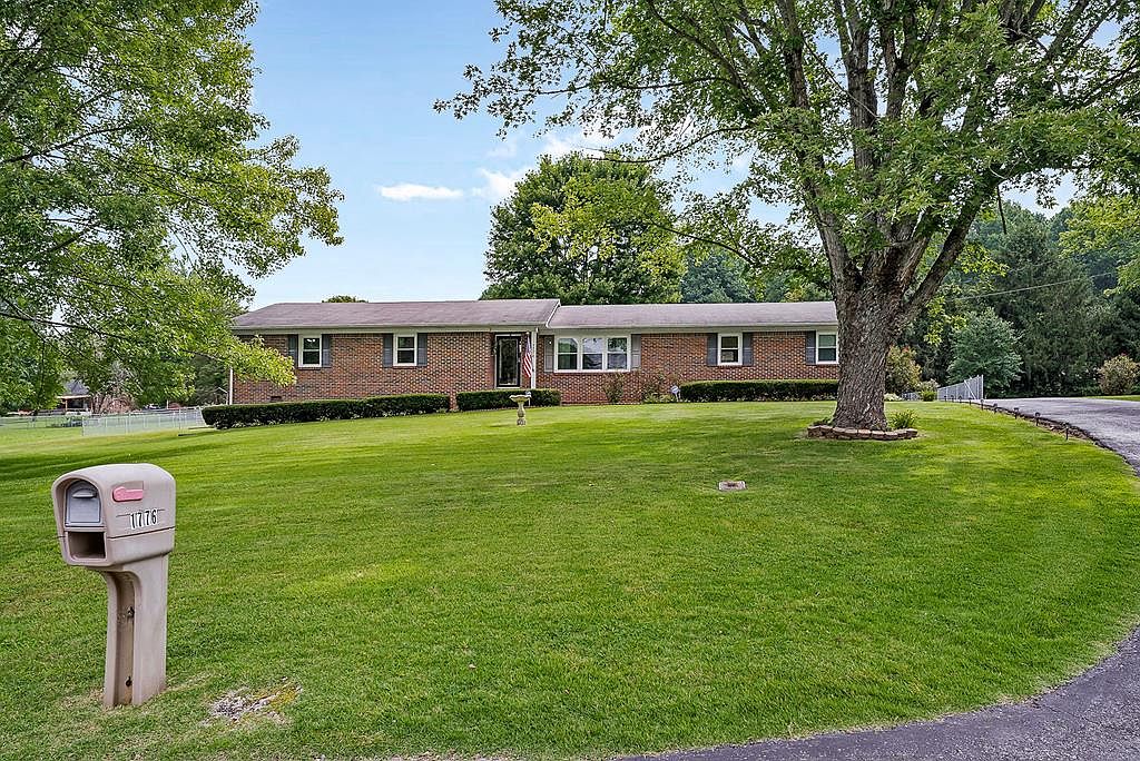 1776 Eastlake Dr, Cookeville, TN 38506 MLS 220541 Zillow