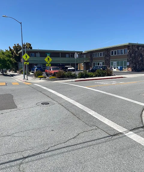 1357 Capitola Rd — Photo 2