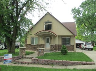 905 Stuart Ave, Chariton, IA 50049