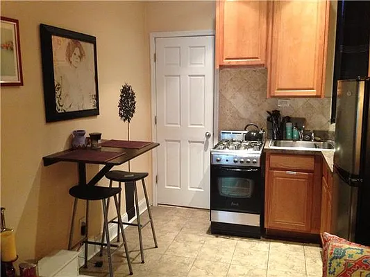 Rented by R New York | media 58