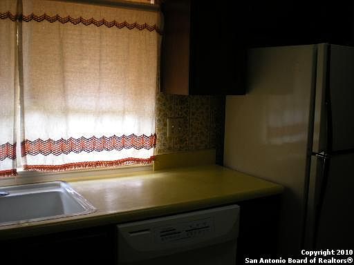 5th image of 6606 Shady Lake Dr