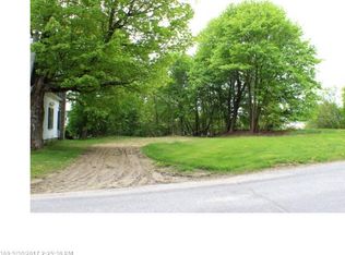 27 Lincoln St, Calais, ME 04619