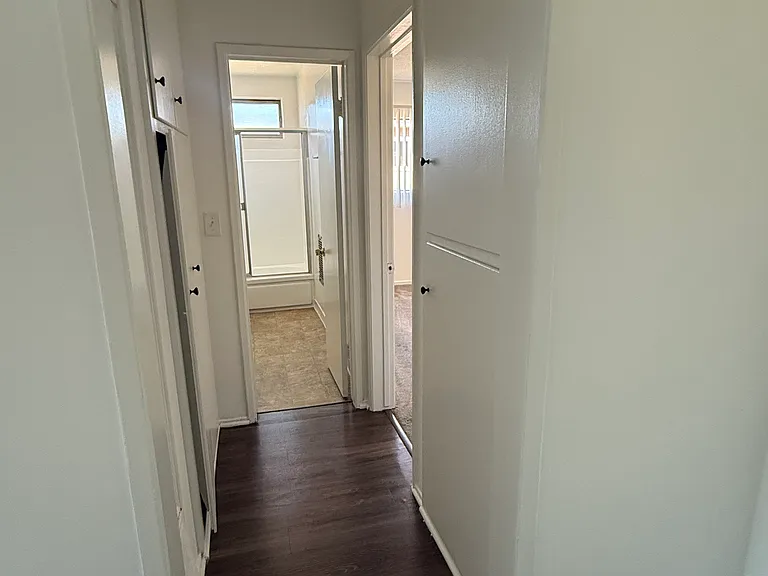 SEP-BUR APARTMENTS — Photo 28