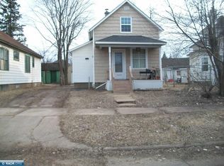 1206 E 14th St, Hibbing, MN 55746