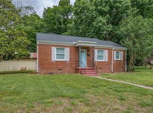 27 Medlock Rd, Sandston, VA 23150