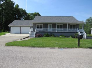 124 Sunny Slopes Cir, Bedford, IN
