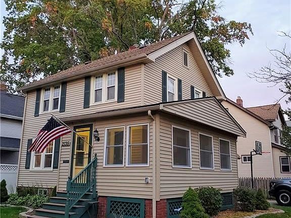 2nd image of 2135 Belle Ave