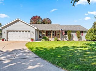 3123 W Ottertail Ct, Green Bay, WI 54311