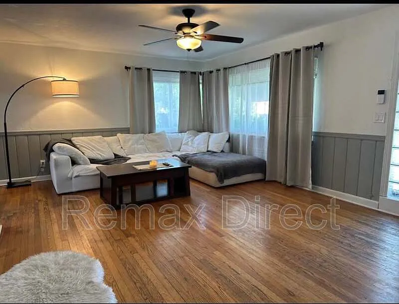 3 bed, 1.0 bath, $2,600 — Photo 4