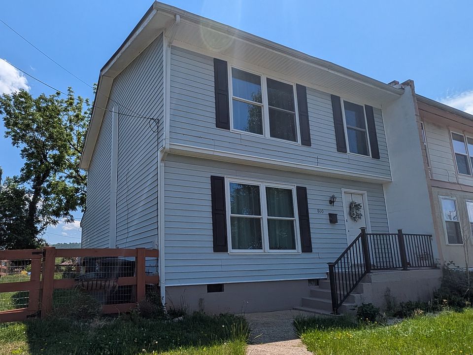 1st image of 800 Ridge St