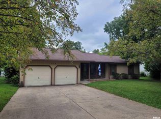 712 S 29th St, Mount Vernon, IL 62864