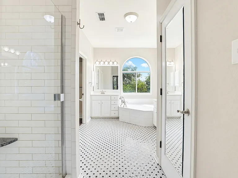 422 Pease Holw — Photo 21