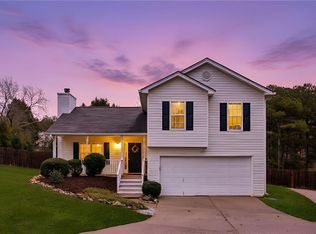 1026 Carly Joanna Ct, Dacula, GA 30019