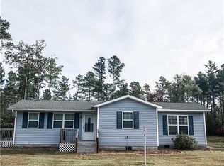 1706 W Tobermory Rd, Parkton, NC 28371