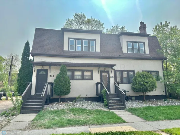 214-216 12th St S, Fargo, ND 58103