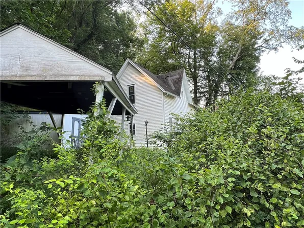 112 High Vue Rd, Jeannette, PA 15644