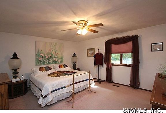 5th image of 22 Creekwoods Trl