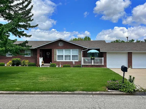 1860 Dogwood Ln, Linton, IN 47441