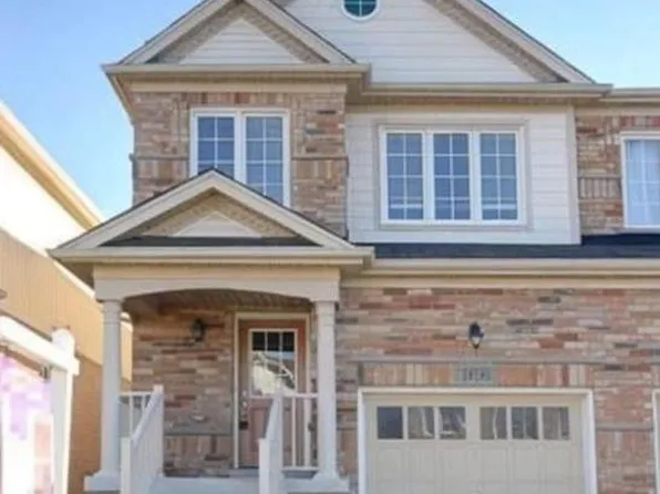 1136 Schooling Dr E, Oshawa, ON L1K 0S2
