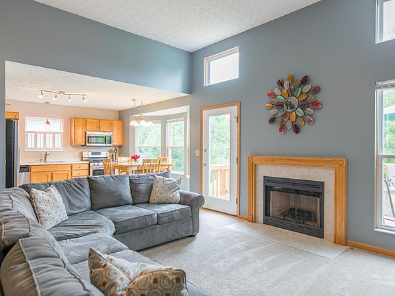 3rd image of 3380 Brook Spring Dr