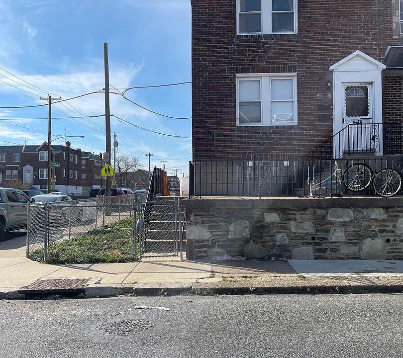 1st image of 4344 Vista St