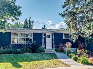 411 E Woodland Cres SE, Calgary, AB T2J1J7