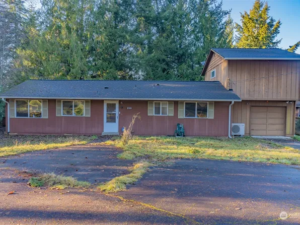 310 E Canyon View Road, Belfair, WA 98528