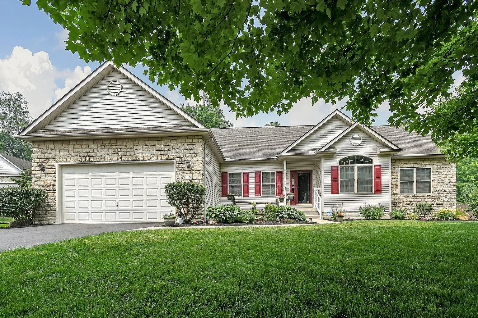 28 Jefferson Ct photo 1
