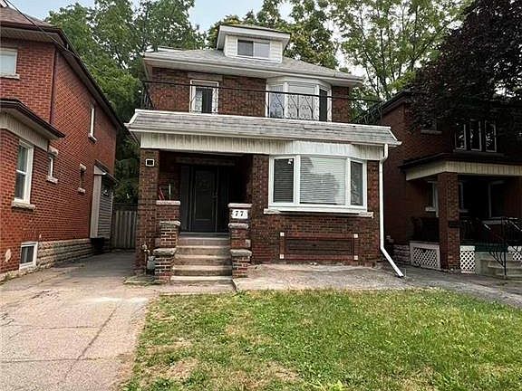 2nd image of 77 Paisley Ave S