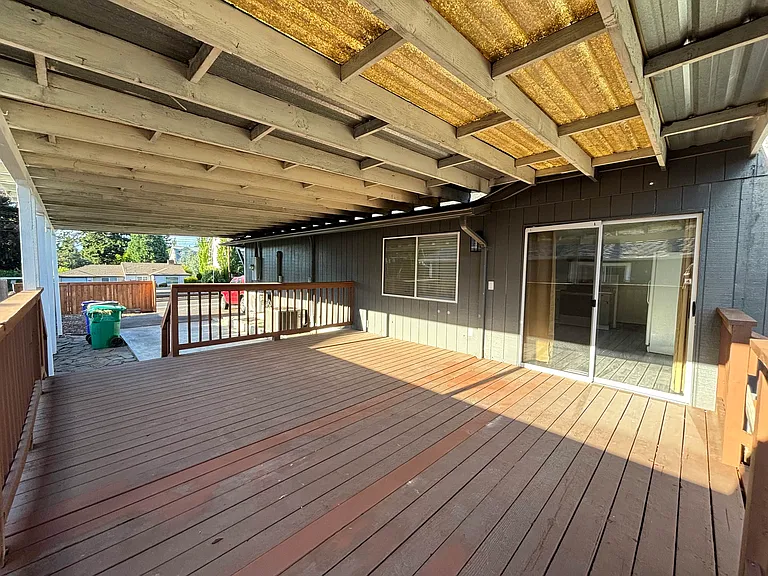 10826 E Burnside St #10826 — Photo 23