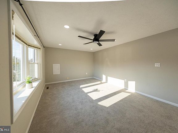 2nd image of 45756 Sayre Dr