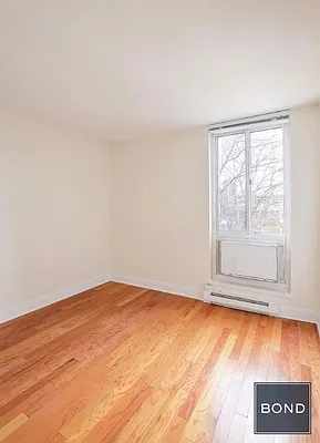 Rented by Bond New York | media 27