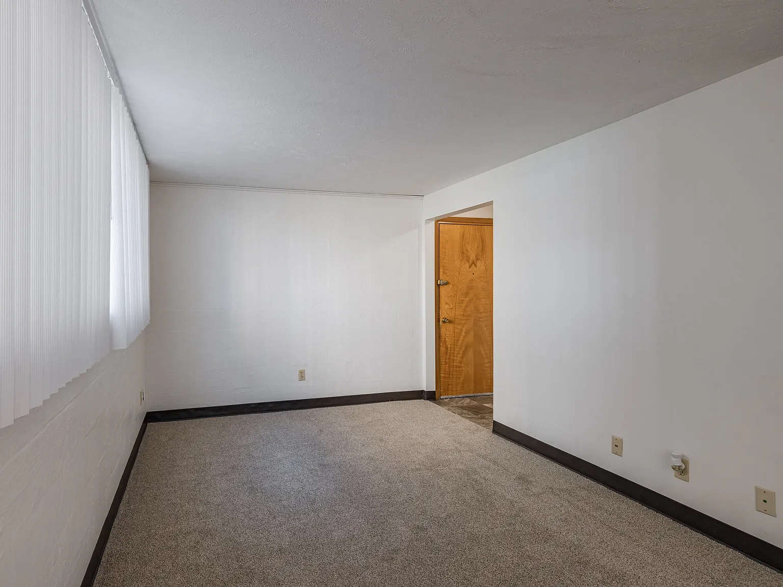 1 bed, 675 sqft, $679 — Photo 3
