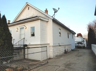 714 Garnsey Ave, Joliet, IL 60432