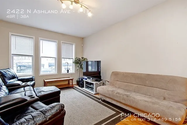 2422 N Ashland Ave #1F — Photo 13