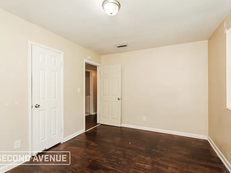 1320 Bretta St — Photo 12