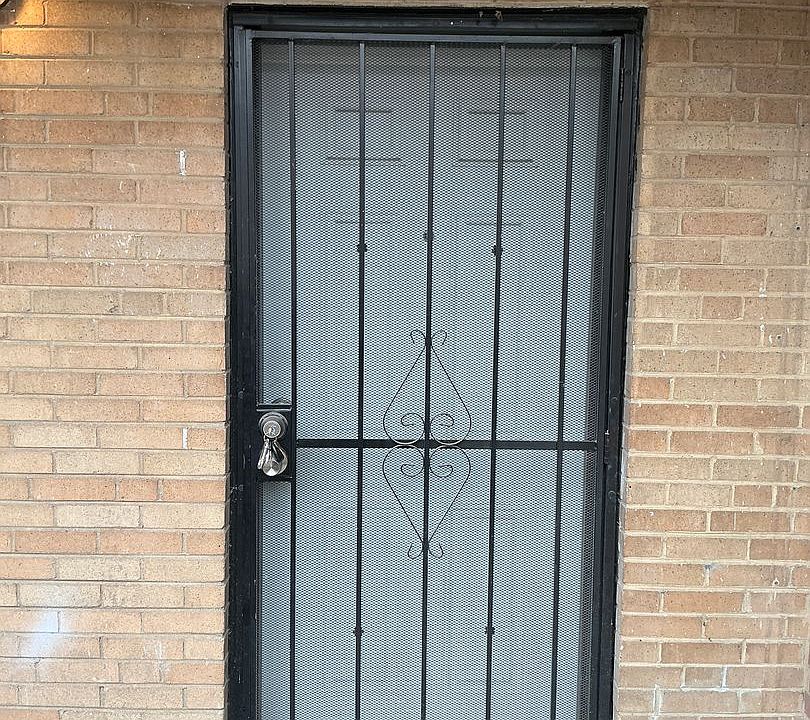 1st image of 7760 S Coles Ave #1M