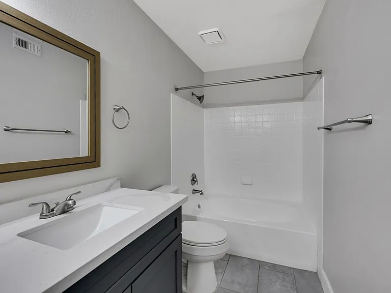 1575 W Warm Springs Rd #213 — Photo 19