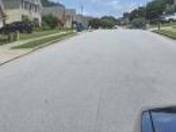 3rd image of 820 River Valley Dr